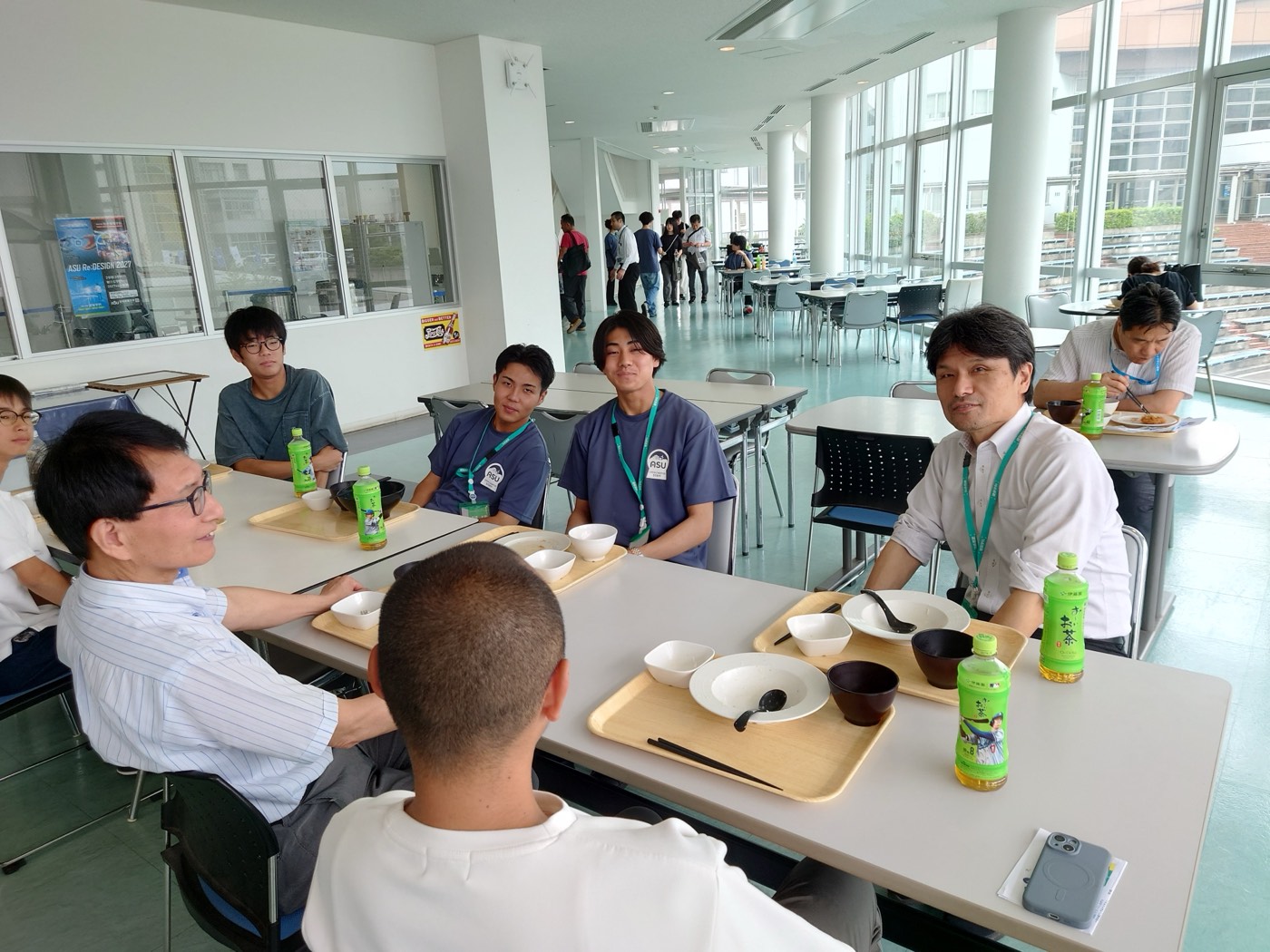 在学生とふれあう場の様子10